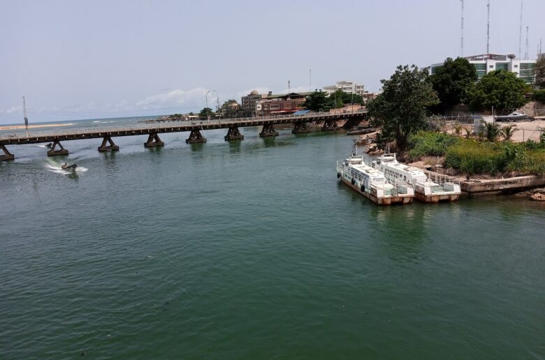  Bénin : Les deux entrées de l’ancien pont de Cotonou fermées à partir du 16 décembre