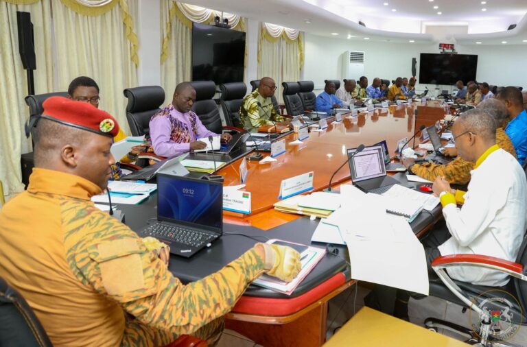 Burkina Faso : Le capitaine Ibrahim Traoré remanie son gouvernement