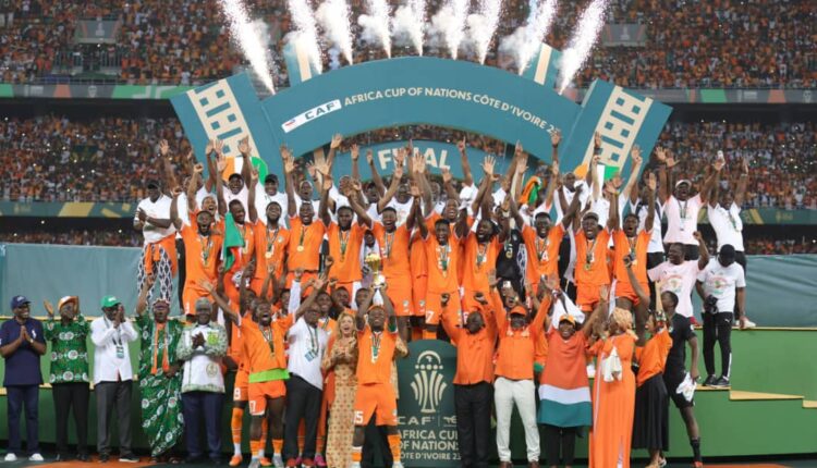  Après le sacre des Eléphants : Ouattara offre une villa et 50 millions pour chaque joueur