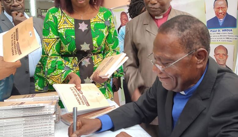 Lancement d’ouvrage au Bénin : ‘’Parce qu’il m’a toujours porté’ ’du Rév. Simon Dossou retrace sa vie