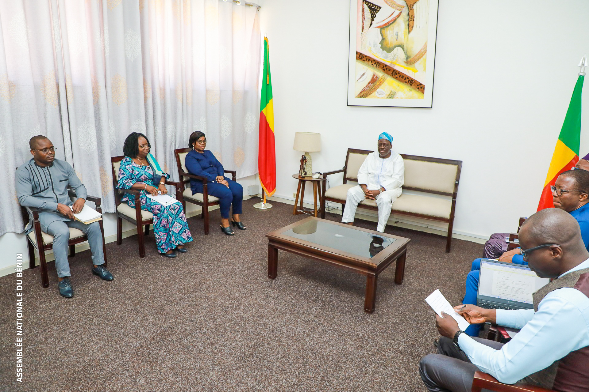 Bénin : 16 organisations de la société civile opposées à toute révision de la Constitution