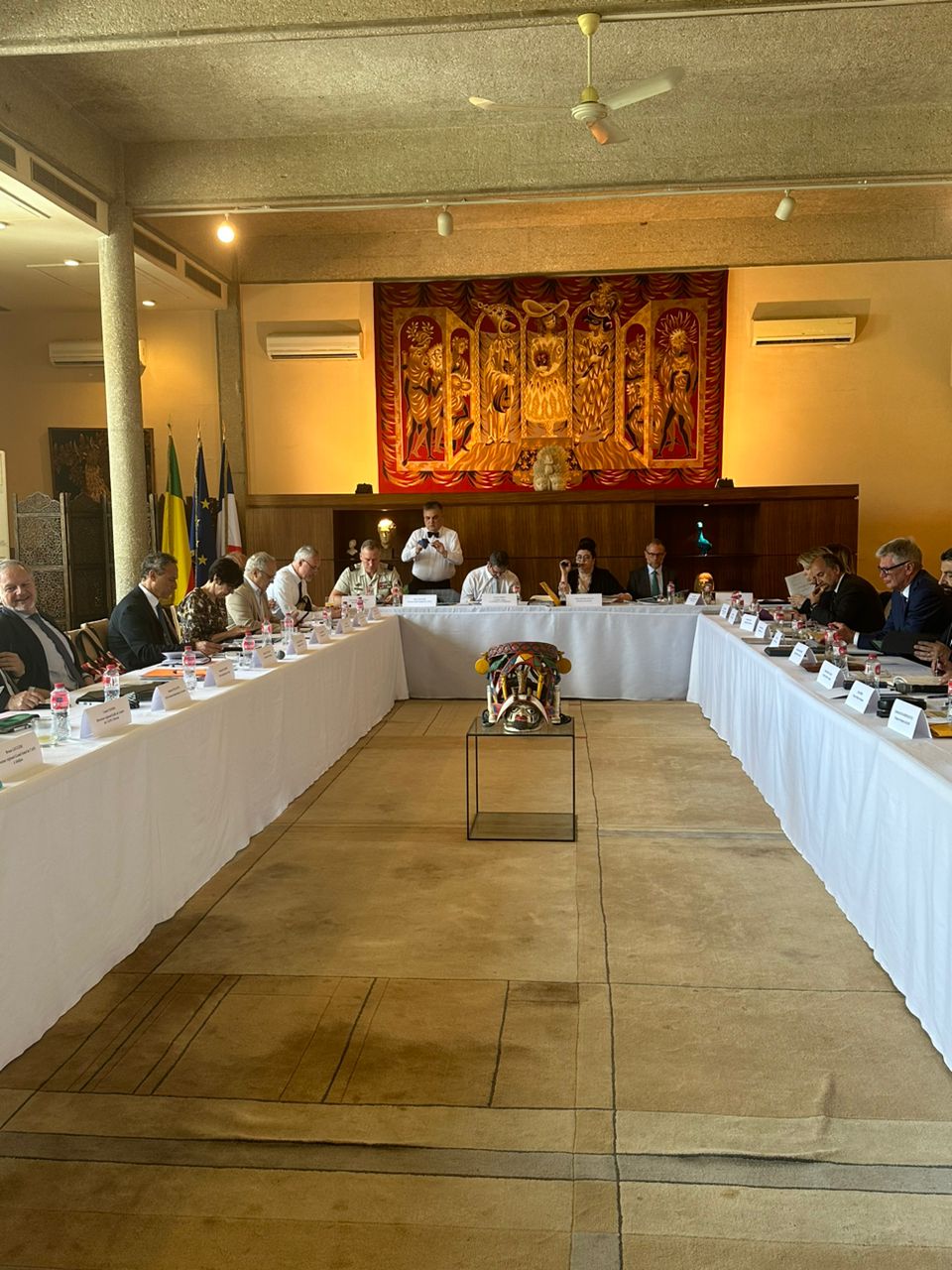 Rencontre des ambassadeurs de France en Afrique de l'Ouest : Cotonou, carrefour des réflexions sur une nouvelle coopération française