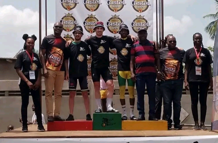   Tour cycliste international du Bénin : Lebon Victor vainqueur du 3ème tour, Habteab Yoel, toujours maillot jaune