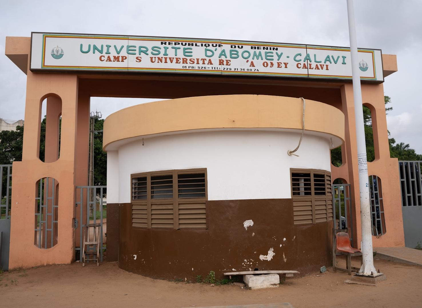 Université d'Abomey-calavi : Les étudiants sans carte d'étudiant sonnés par le recteur