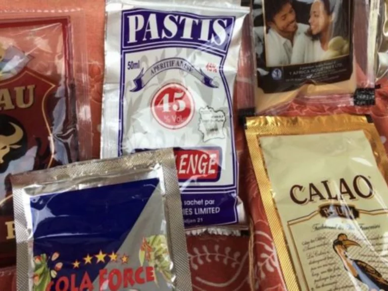 Boissons alcoolisées en sachet plastique : Le gouvernement interdit la production, l’importation et la distribution au Bénin  