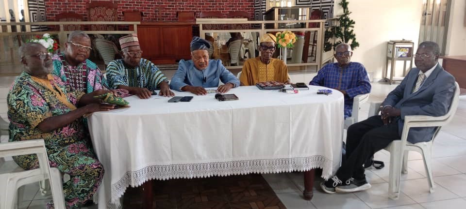 Soutien de l’EPMB au Code Électoral : Les cadres laïcs désavouent le Président Kponjesu A. Hounsa