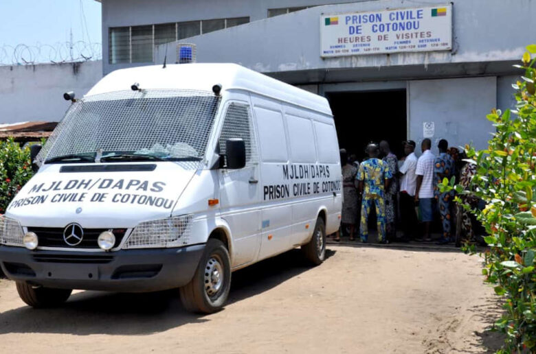  Affaire de vol de carburant : Jean Léon Olatoundji déposé en prison   