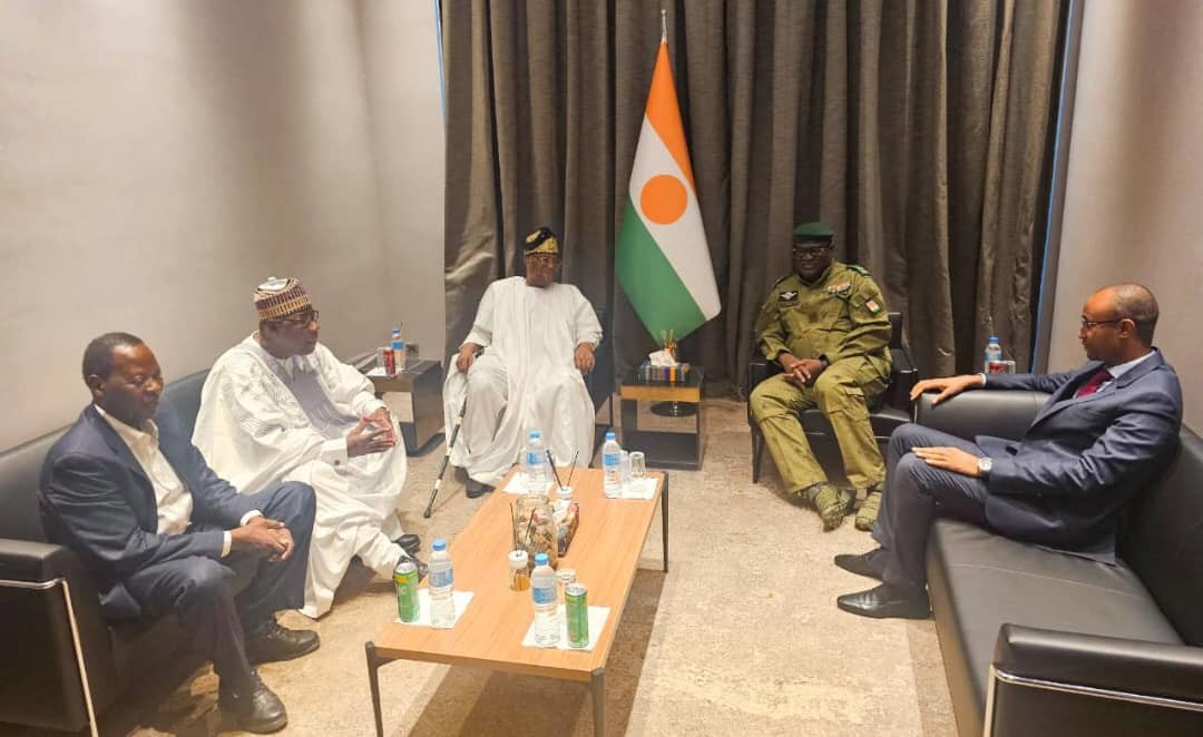 Crise Bénin-Niger : Yayi et Soglo accueillis par les autorités de Niamey