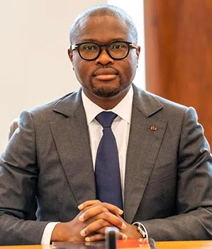 Nouvelles dispositions pour l’acquisition de matériels dans l’administration publique :Une belle manière de tuer les PME au Bénin