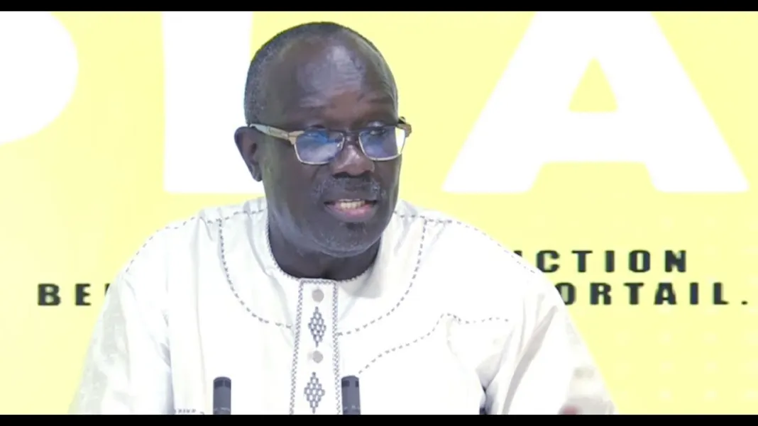 Regard sur le code électoral : "C'est un code tordu..c'est truffer d'irrégularités et de contradictions" dixit Basile Ahossi