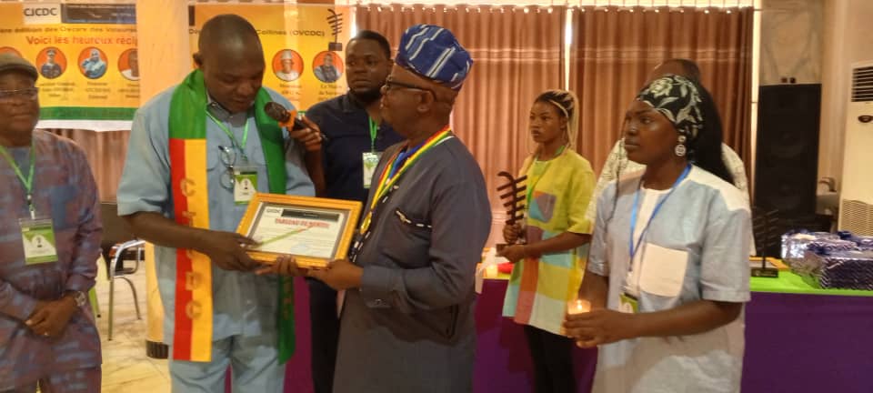 Pour leurs investissements pour le développement des Collines : Salifou AWO et ATCHOU Didier distingués