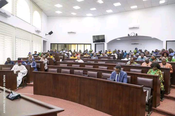    Bénin : Les députés adoptent à l'unanimité leur budget exercice 2025