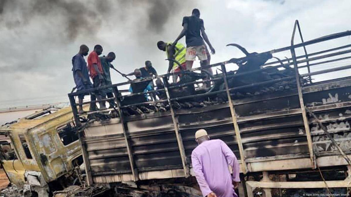 Nigeria : au moins 59 morts après l'explosion d'un camion-citerne dans l'État du Niger