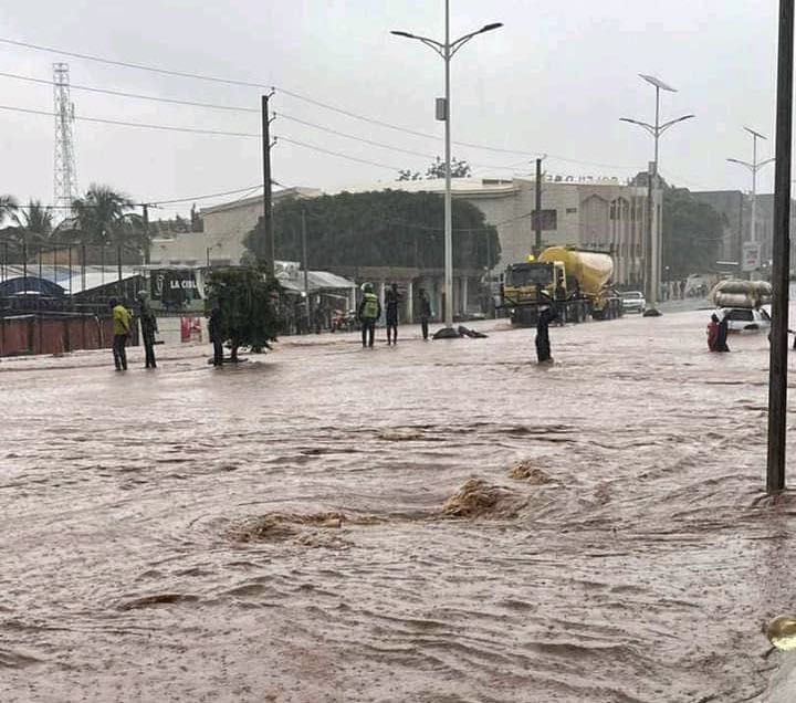 Inondation à Parakou : Maisons, voiture, artères... englouties par les eaux de pluie