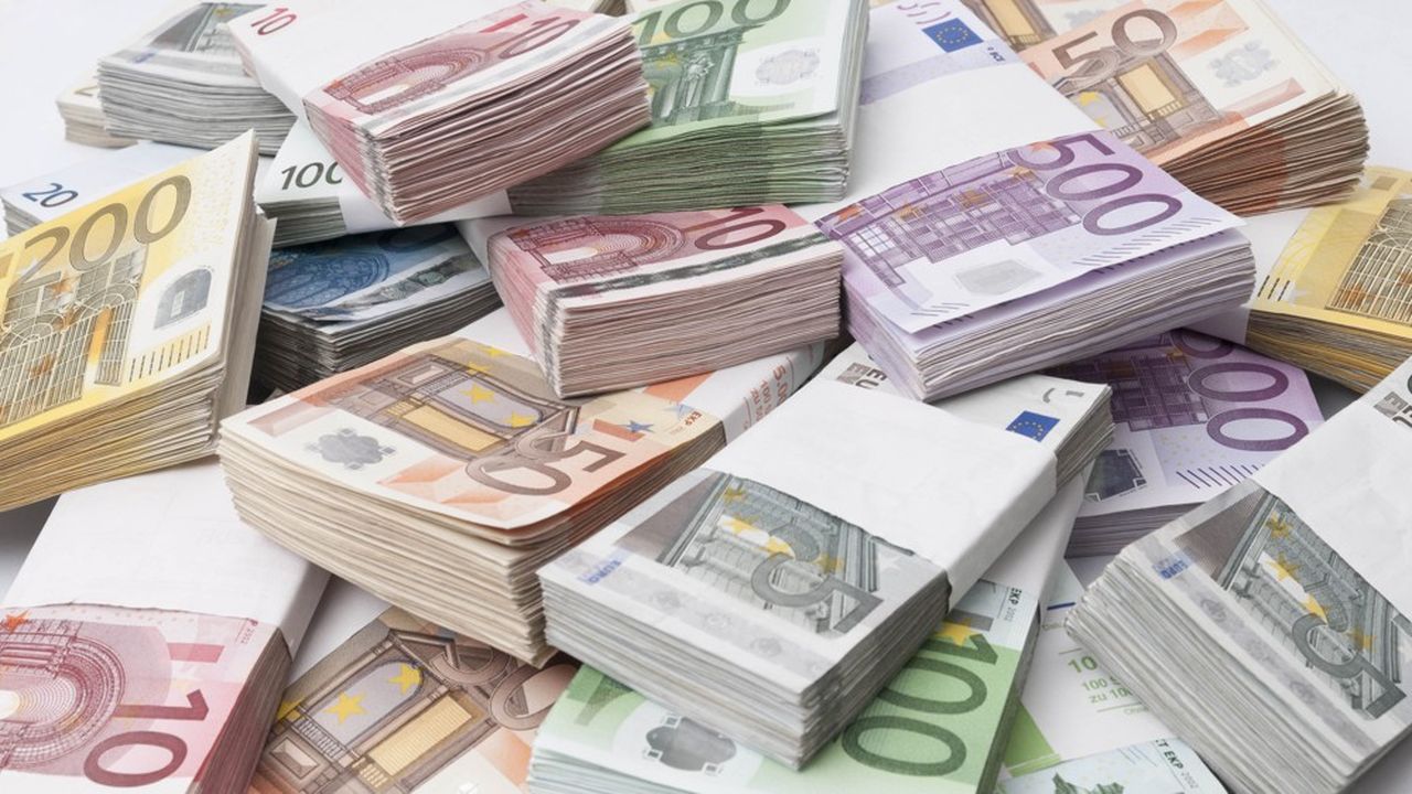 Blanchiment des biens des oligarques russes : La justice française saisit des biens estimés à 70 millions d'euros