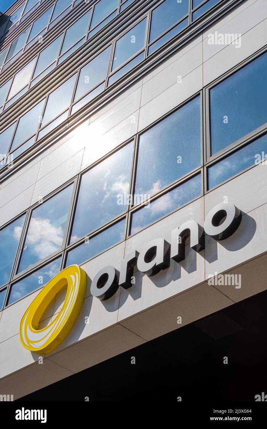 Niger : Orano suspend sa production d'uranium