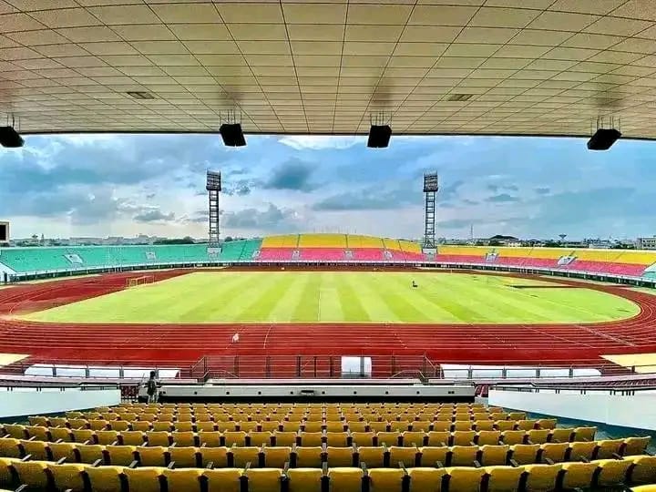 Stade de l’Amitié Général Mathieu Kérékou : Le gouvernement annonce sa réhabilitation