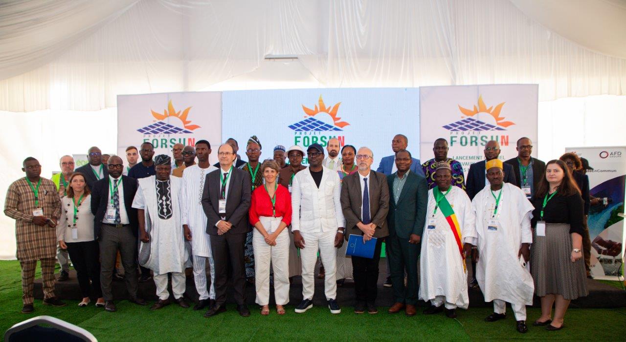 Lancement de la grande centrale solaire du Bénin : La France et l’Union européenne soutiennent la construction de FORSUN