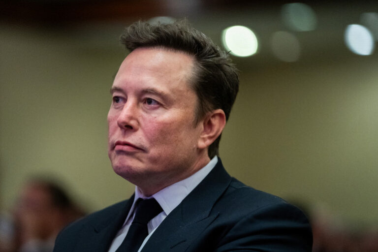 Fortune mondiale : Elon Musk dépasse la barre des 400  milliards de dollars