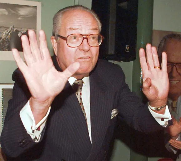  France :  Décès de  Jean – Marie Le Pen