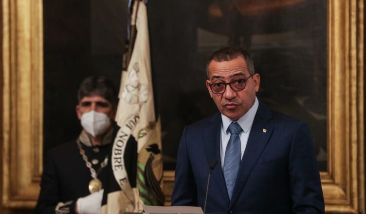 São Tomé-et-Príncipe : le président limoge le gouvernement pour incapacité