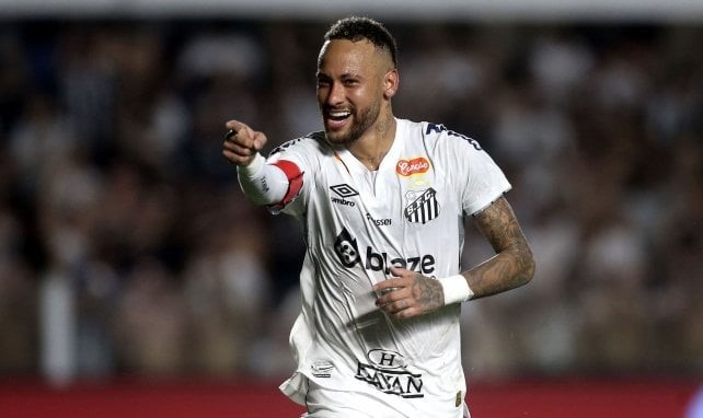 Brésil : Neymar prolonge avec Santos jusqu’en décembre 2025
