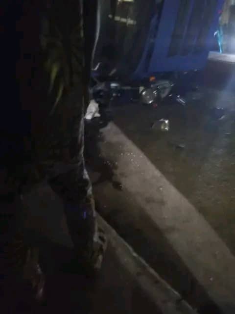 Drame : Un camion renverse plus d'une vingtaine de motos au carrefour IITA