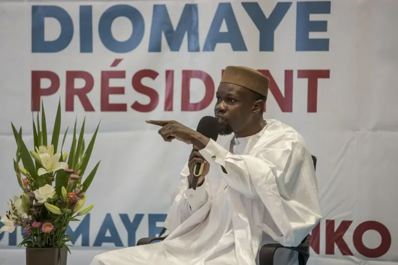 Tensions au sommet de l’État sénégalais : Ousmane Sonko pose ses conditions et interpelle Diomaye Faye