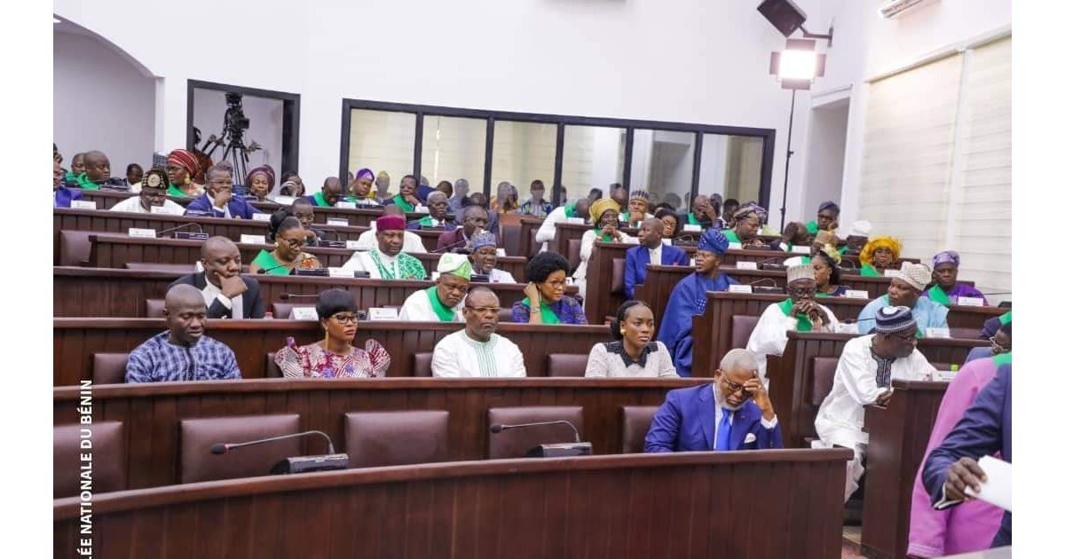 Assemblée Nationale du Bénin : Les raisons du non-examen des questions adressées au gouvernement