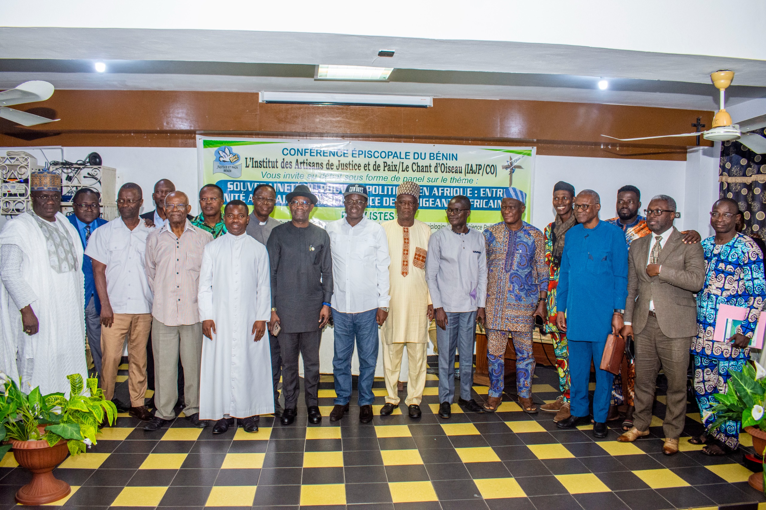 Conférence-débat à l'IAJP : La souveraineté et l'unité africaine au cœur des échanges