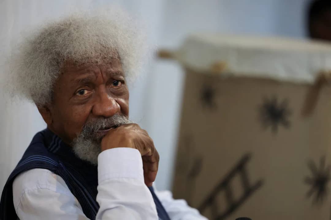 Nigéria : Wole Soyinka dénonce la révocation injustifié de son visa américain