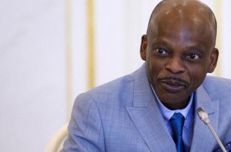 Togo : Robert Dussey dément les accusations sur son fils aux États-Unis