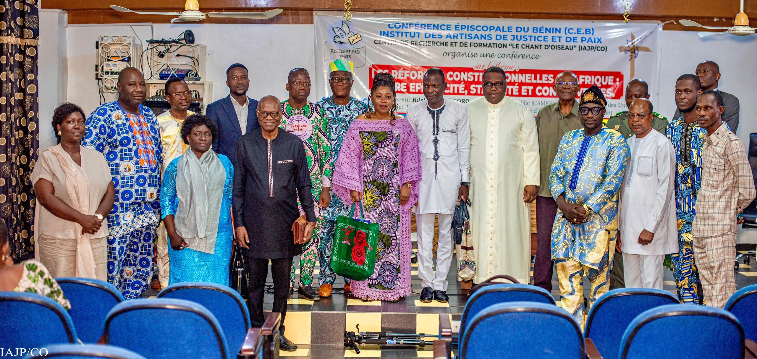 Conférence mensuelle de l’IAJP : Les réformes constitutionnelles en Afrique au cœur des débats