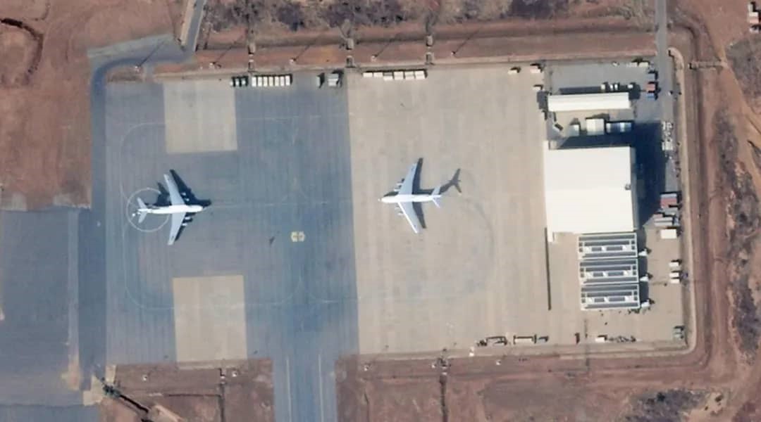Niger : après de violents tirs et explosions autour de l’aéroport de Niamey, le calme revient