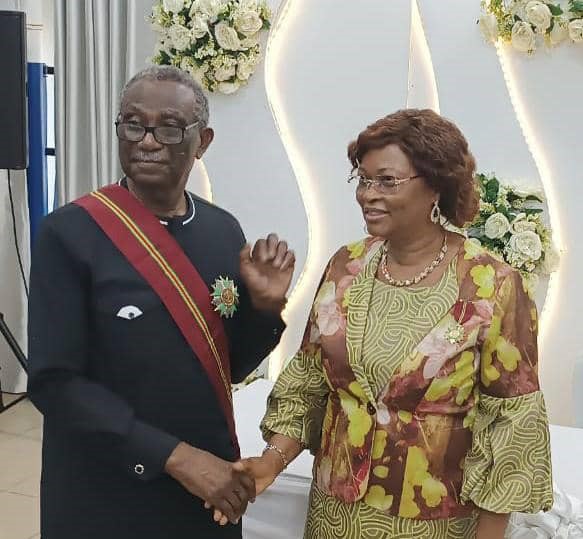 CHU-MEL de Cotonou: Le Professeur Josiane Angéline Tonato Bagnan élevée au grade de Chevalier de l’Ordre national du Mérite du Bénin