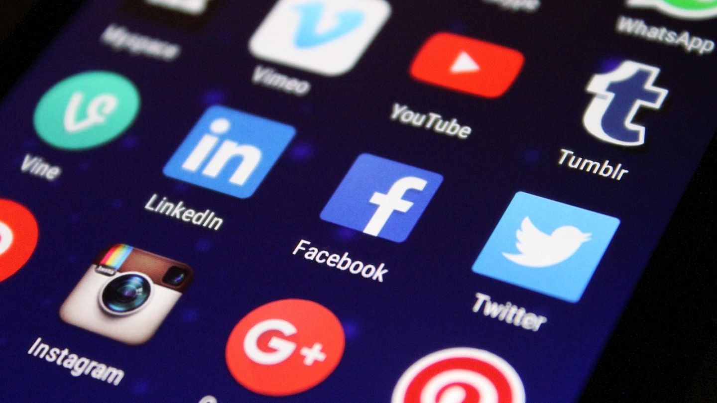 Allemagne : les conservateurs veulent interdire les réseaux sociaux aux moins de 14 ans