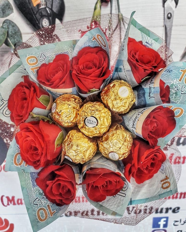 Cadeaux, amour et légalité : Les bouquets d’argent sous surveillance juridique