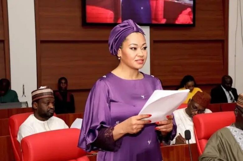 Nigeria : le retrait de la sénatrice Natasha Akpoti-Uduaghan d’une délégation à l’ONU suscite la polémique