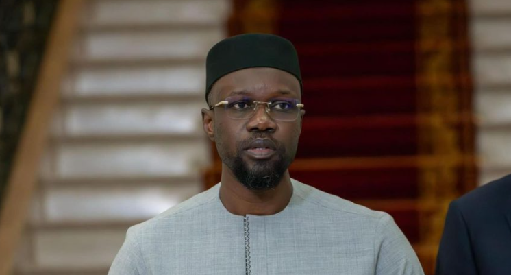 Retrait du trophée aux Lions de la Théranga : Le  gouvernement sénégalais soupçonne la "corruption au sein des instances dirigeantes de la CAF"