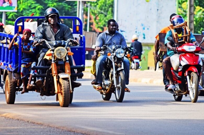 Arrêté encadrant le secteur des tricycles à Natitingou : Le syndicat des conducteurs émet des doléances