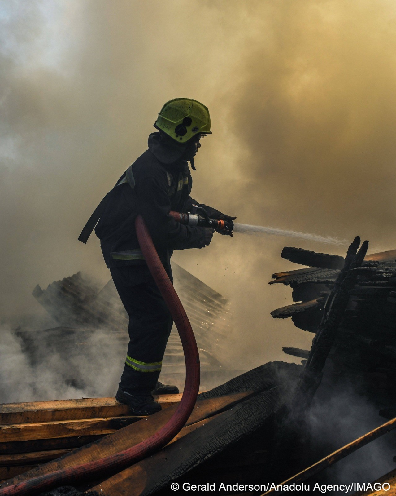 ‎Drame scolaire au Kenya : Incendie dans un internat de filles : au moins 16 élèves tuées à Gilgil