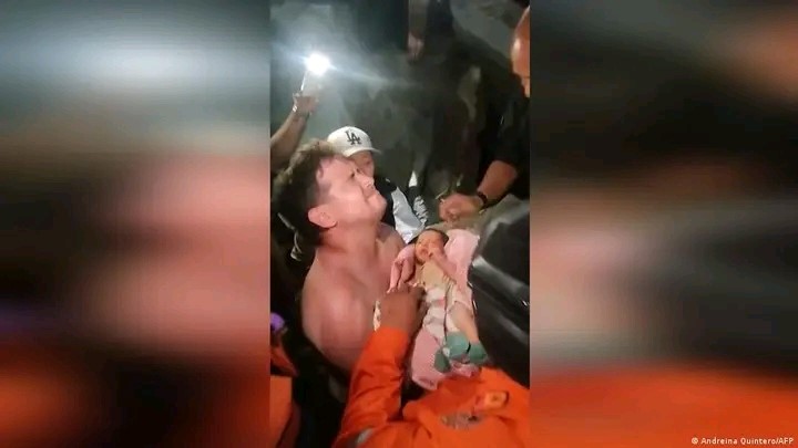 Venezuela : un nourrisson rescapé des décombres 32 heures après le séisme