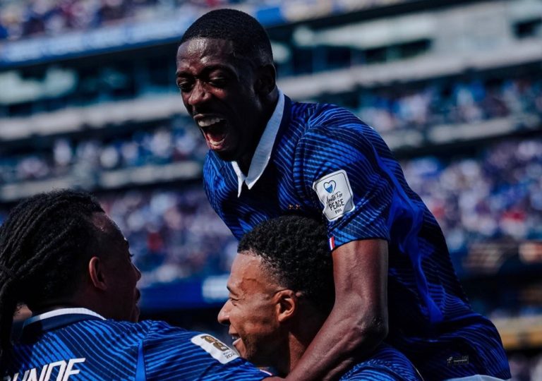 Mondial  2026 : La France surclasse la Suède et file en 8es de finale