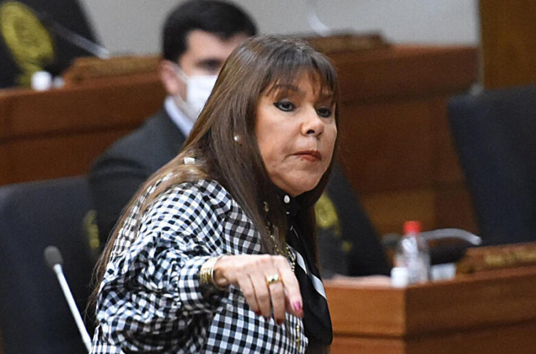 Polémique autour des propos visant Kylian Mbappé : Le Sénat paraguayen se désolidarise de Celeste Amarilla