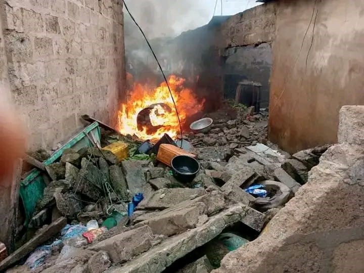 Bénin : un entrepôt d’essence frelatée ravagé par les flammes à Glazoué