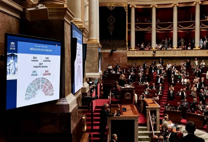 France : l’Assemblée nationale adopte définitivement le droit à l’aide à mourir