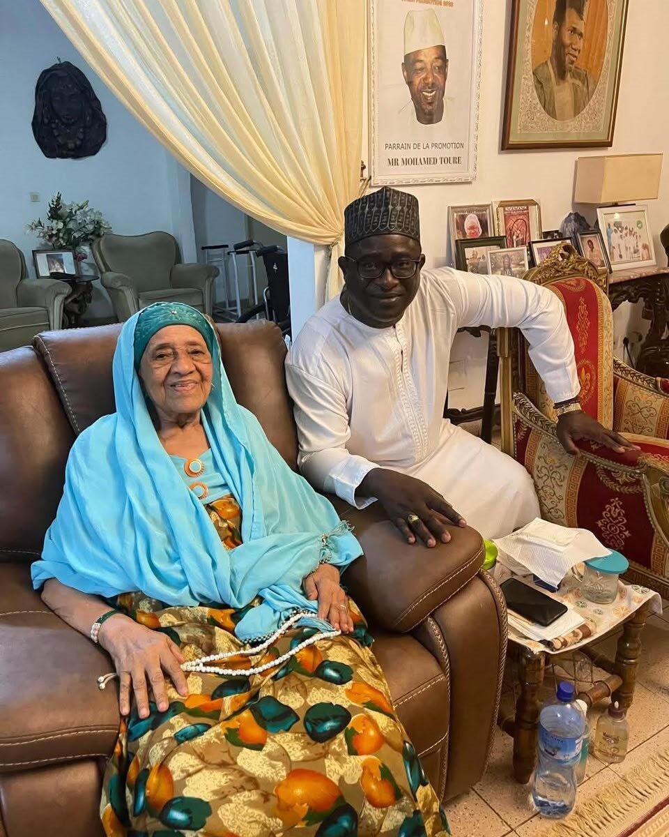 Deuil en Guinée-Conakry: Moïse Kérékou rend hommage à Hadja Andrée Touré
