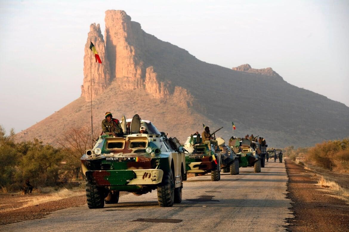 Mali : les combats reprennent à Anéfis malgré la riposte des FAMa