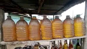 Introduction de l'eau dans l'essence frelatée :  Quand la malhonnêteté des vendeurs tue les moteurs.