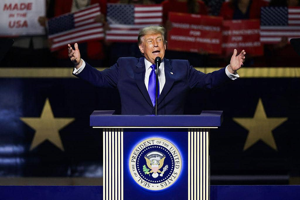 États-Unis : le « dividende Trump » de 5 000 dollars face au mur des 1 220 milliards